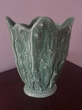 VINTAGE SYLVAC 2254 GREEN GLAZED POTTERY VASE FLORAL EMBOSSED LEAF FORM
