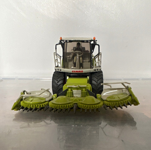 Claas jaguar 600 diecast - 1:32,