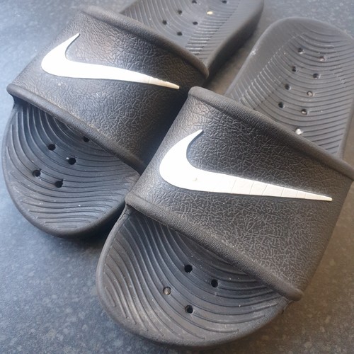 Nike slippers size unisex - nike,
