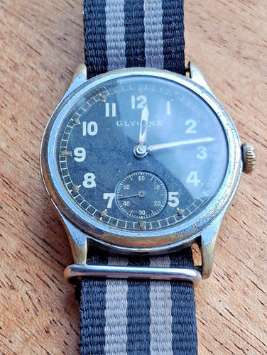 Glycine military watch - dh,