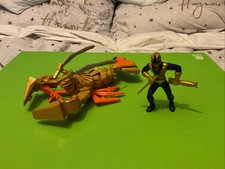 Power Rangers Super Samurai: Clawzord & Gold Ranger Figure