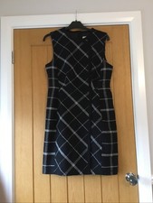 Stunning  LK Bennett Fully