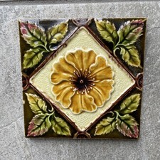 Victorian Tile Bold Yellow