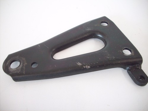 Top left engine - mount, /