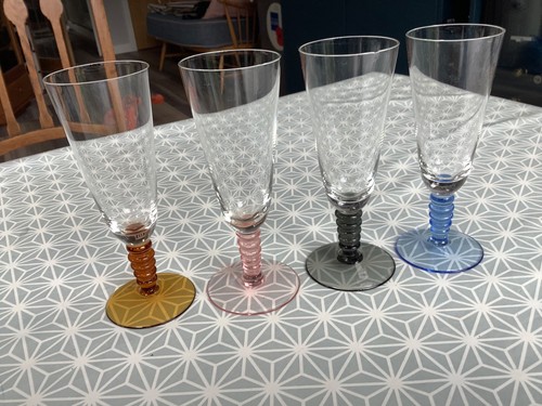 Coloured fine drinking glasses