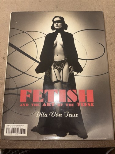 Burlesque fetish and the art - /,