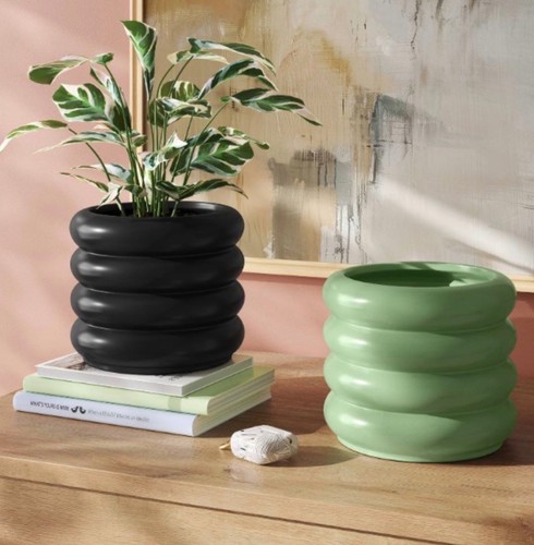 Set room essentials - of,