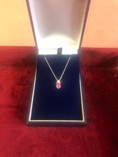9ct white gold pink sapphire