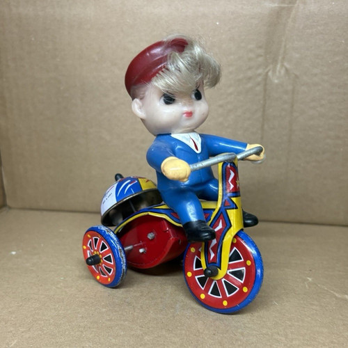 Vintage tinplate clockwork - tinplate,