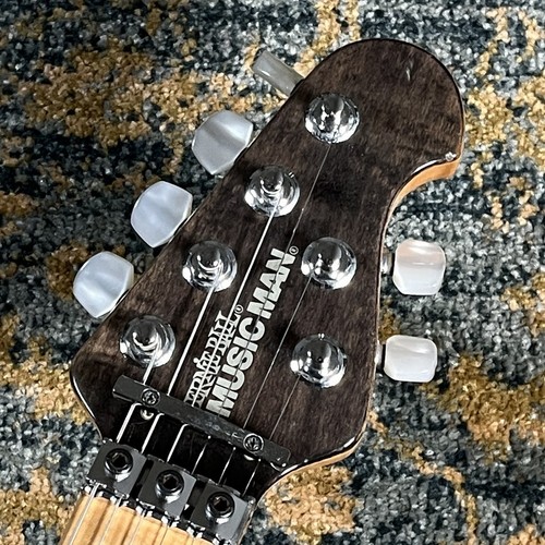 Music man axis used - axis, ex