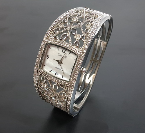 Beautiful women studio fancy - women's,