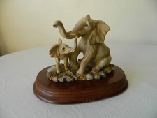 Vintage African Elephants figurine by Leonardo Collection - 1992