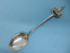 HOUSES of PARLIAMENT Solid SILVER Souvenir Spoon Saunders & Shepherd Chester1907