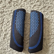 Black And Blue Car Seat Belt Pads