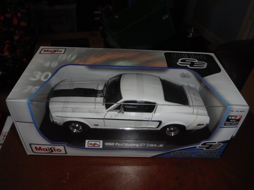 Maisto scale 1968 - maisto,