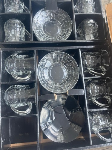 Tea cups 12 saucers - 🔥12,