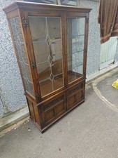 Old Charm Light Oak Display