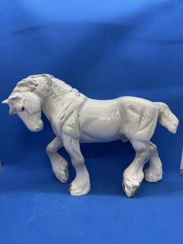 Beswick large grey action - beswick,