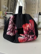 NEW TED BAKER FLORAL LARGE