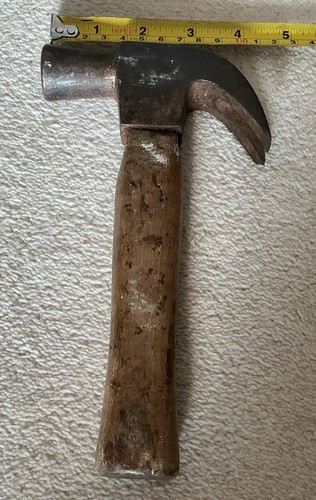 Claw hammer snail - claw,