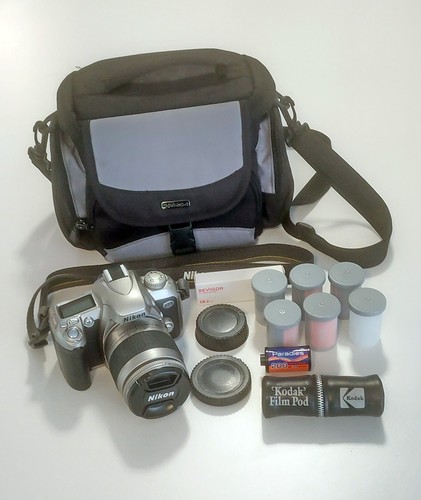 Nikon f75 35mm film - 35mm, slr