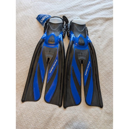 Nwt tusa split fin - nwt,