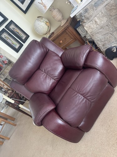 Two thick leather armchairs - two,