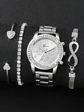 Women’s Silver Quartz Watch