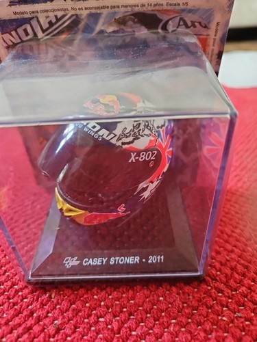 Casey stoner 2011 - stoner, helmet