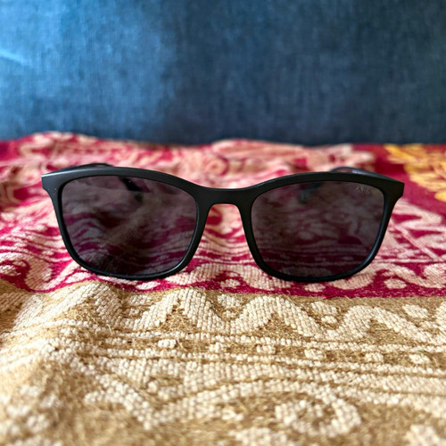 Men extra wide - extra, prada
