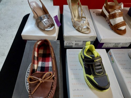 Job lot shoes pairs many - job,