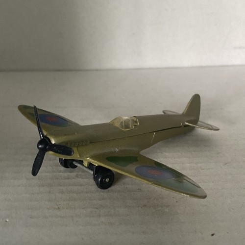 Matchbox spitfire military - spitfire,