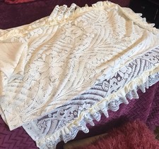 CREAM VINTAGE NOTTINGHAM LACE
