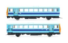 HORNBY 'OO' GAUGE R867 2-CAR