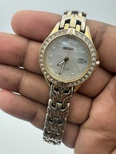 Seiko solar v137 - seiko,
