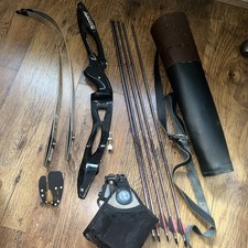 Recurve Archery Set - Samick Avante Riser, SF Premium Limbs, Arrows, Accessories