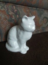 RARE SYLVAC WHITE CAT. 4"
