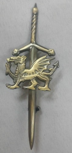 Celtic welsh dragon - celtic, pin