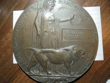 WW1 Death Plaque -George ALEXANDER    (MAD/64)