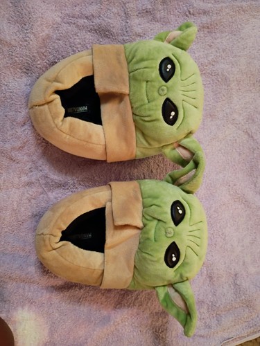Mandalorian baby yoda bed - mandalorian,