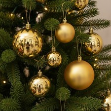 30 Gold Baubles Christmas Tree