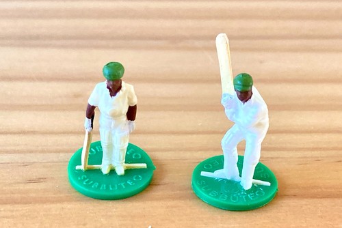 Subbuteo table cricket south - table,