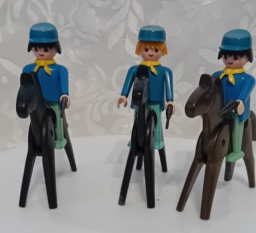 Pre owned vintage playmobil - pre-owned,