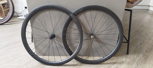 Hunt carbon gravel wheelset - carbon,