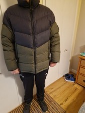 Mens Jack Wolfskin padded jacket-Extra Large. Recently dry cleaned. Really warm