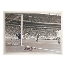 Gordon Banks Signed England