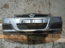 Vauxhall Vectra Vvt 1.8 Hatchback 5 Door 2006-2008 BUMPER (FRONT) Silver 