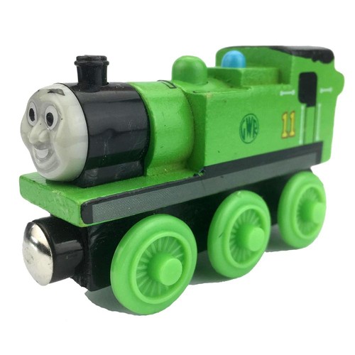 Oliver wooden magnetic train - wooden,