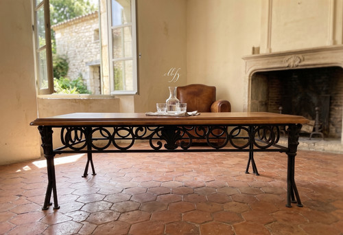 Vintage french avignon - french, wrought