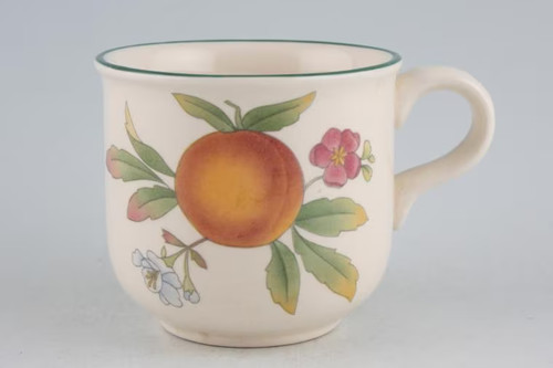 Cloverleaf peaches and - -, cream